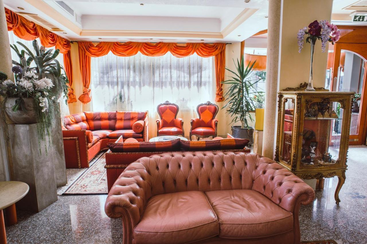 Hotel Margherita リド・ディ・イエゾロ エクステリア 写真