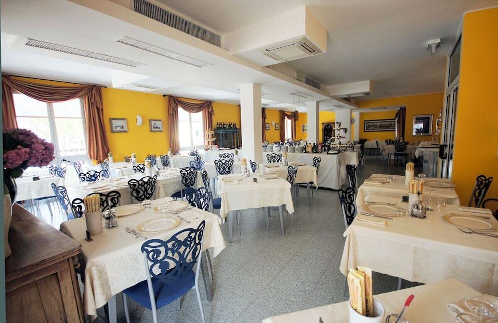 Hotel Margherita リド・ディ・イエゾロ エクステリア 写真