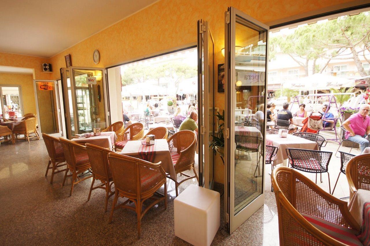 Hotel Margherita リド・ディ・イエゾロ エクステリア 写真